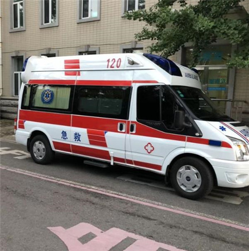 麒麟选择我们的救护车出租,开启安心转院之旅